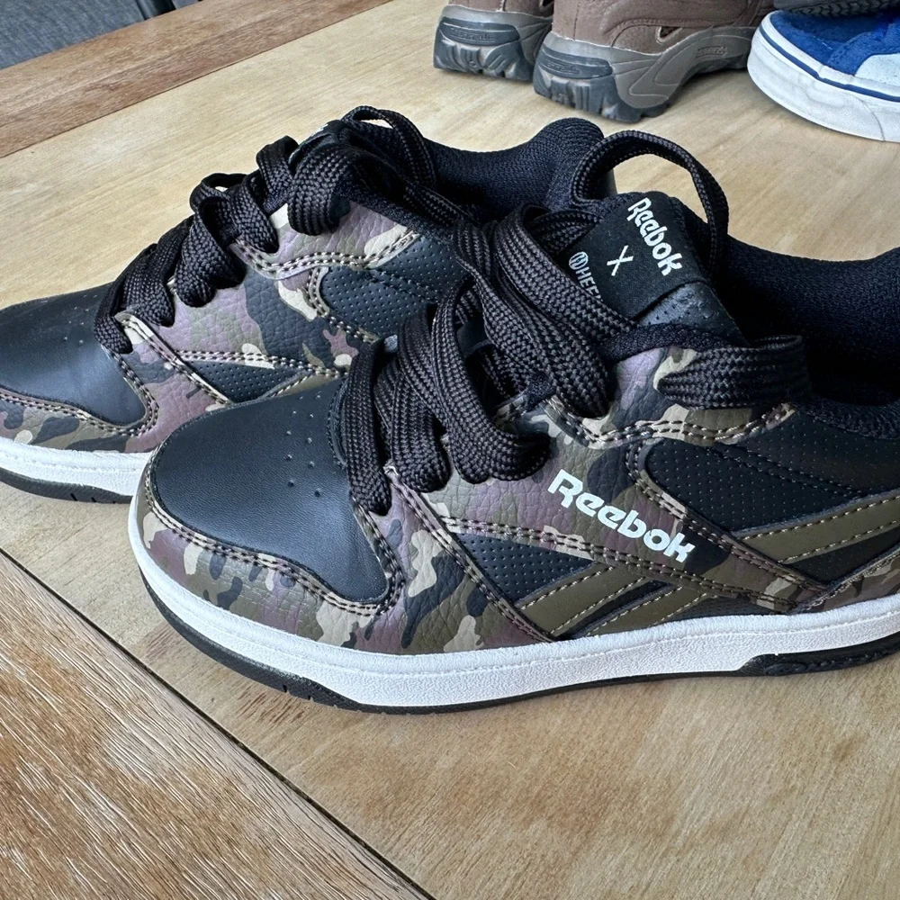 Reebok Heelys Kids Camouflage Sneakers - Picture 1 of 8